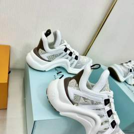 Picture of Louis Vuitton Shoes _SKULVsz35-41517817.5cmmnf1008